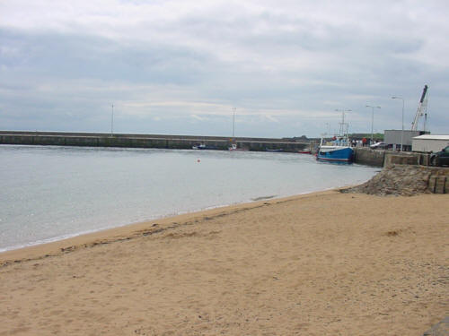 anstruther fishing boat in harbour picture photograph image