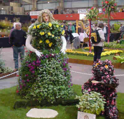 goldilocks and the three bears in flowers display picture